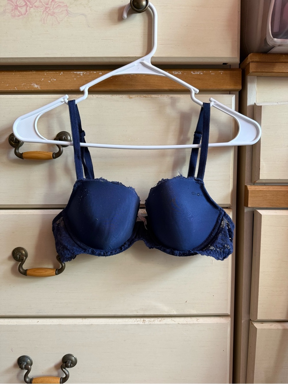 Victoria's Secret Navy Lace Push-Up Bra